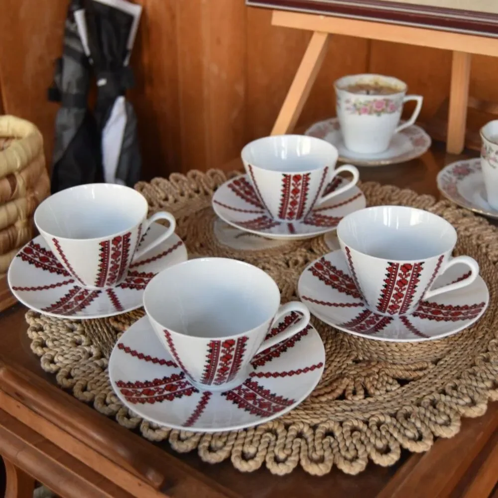 Vintage Alboth Kaiser Bavaria Tea Cups Saucers Set 4 Folk Art Red Black MCM
